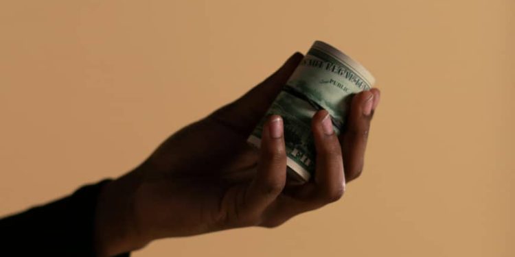 Lutte contre la corruption par les organes de transition au Burkina Faso et au Niger : un outil de légitimation politique ?